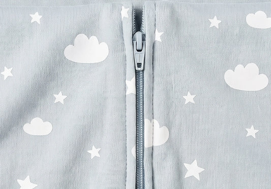 Close view of the centre-front zip running from the collar down the LIOR Held Swaddle Sack.